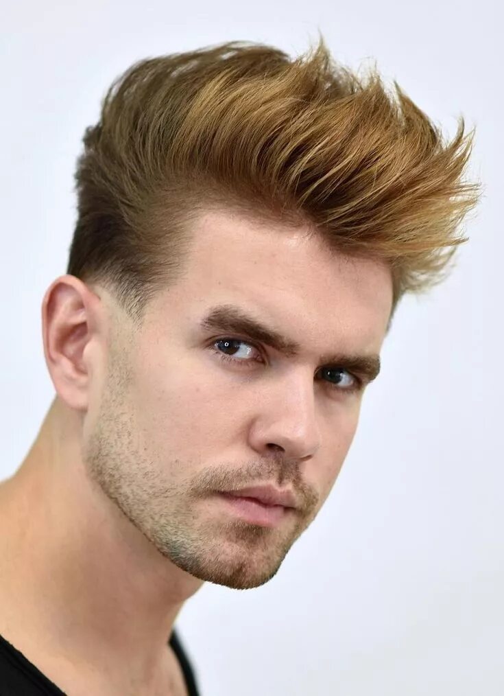 Прическа наверх мужская 50+ Volumized Haircut Ideas for Men With Thin Hair Hairstyles for thin hair, Thi