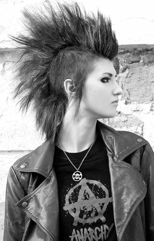 Прическа нефора Pin by Spooky Parlor on Hairstyles for a Spook Punk hair, Hair styles, Punk hair