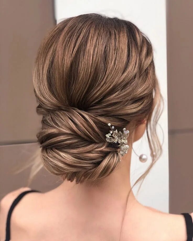 Прическа низкий пучок Stunning Updos and Formal Hairstyles! Wavy hairstyles tutorial, Wedding hairstyl