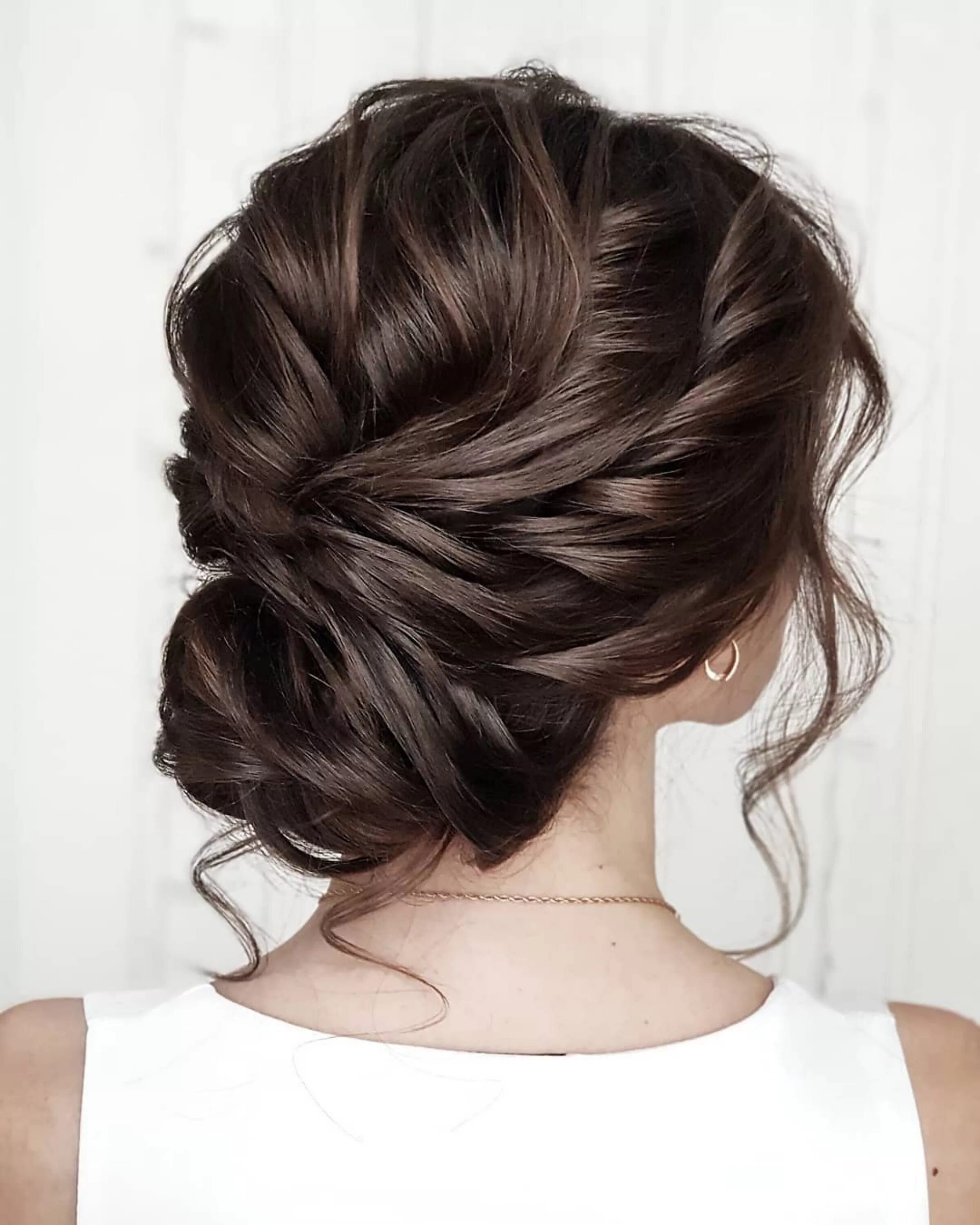 Прическа низкий пучок на длинные волосы #wedding #party #weddingparty #izmir #fashion #women #hair #upto #bride #bridesm