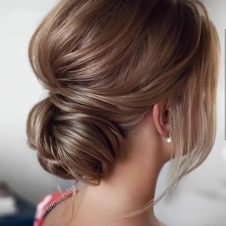 Прическа низкий пучок на средние волосы фото 60+ Hot Hairstyles for Spring & Summer Medium length hair styles, Hair styles, H