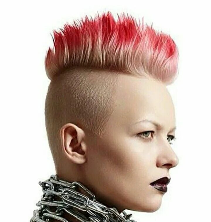 Прическа панк рок женская Punk rock hair style Rock hairstyles, Punk rock hair, Short hair styles pixie