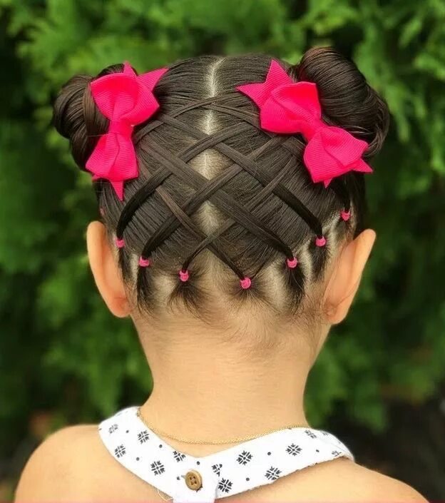 Прическа паутинка для девочек Pinterest Kids braided hairstyles, Girl hair dos, Baby hairstyles