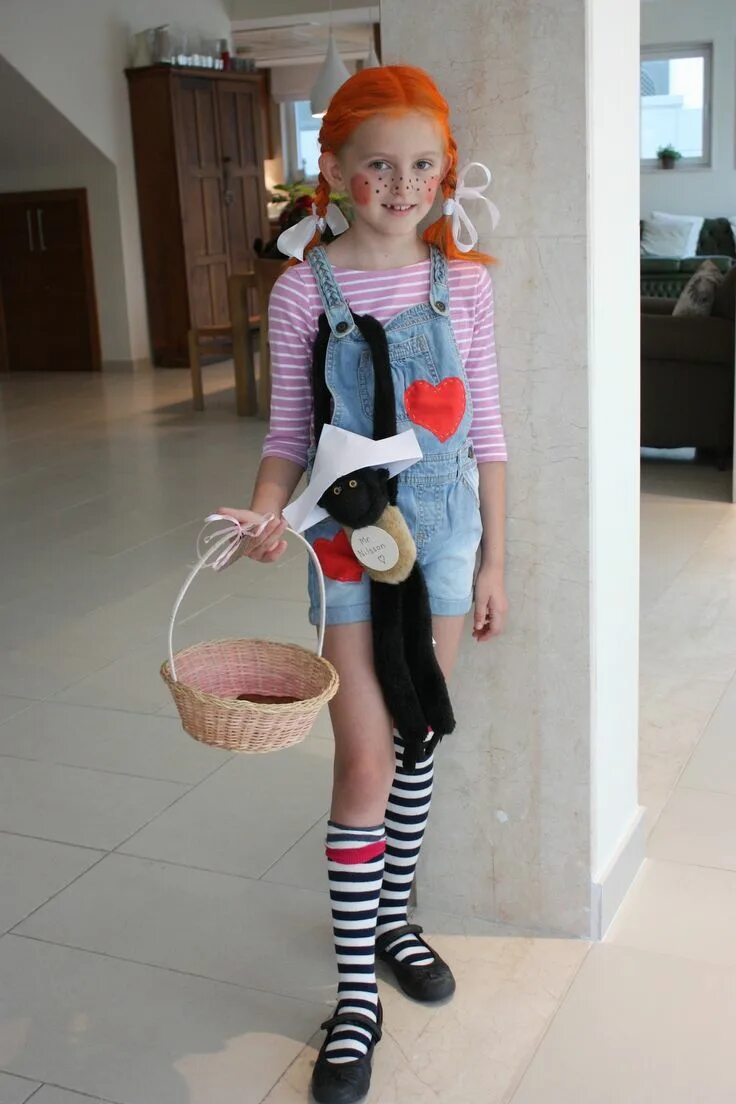 Прическа пеппи длинный чулок для девочки Pin on Crafty ideas Pippi longstocking costumes, Kids dress up, Book day costume