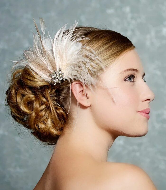 Прическа перья Feather Fascinators Wedding Wedding hair clips, Bridal hair accessories, Wedding