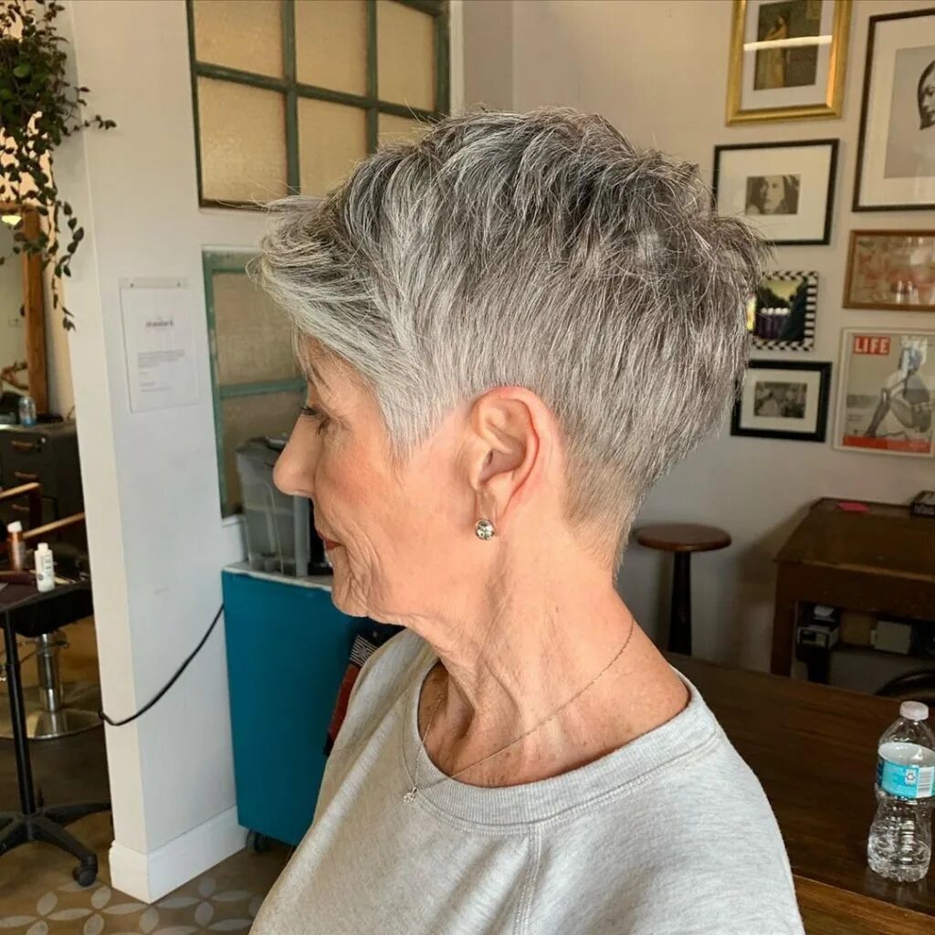 Прическа пикси для женщин 60 лет Pixie Haircuts for Women over 70 in 2023