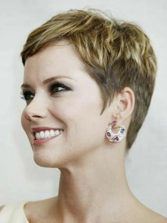 Прическа пикси фото для женщин 35 Most Cutest Pixie Cut Short Hairstyles Cortes de cabello corto, Cortes de pel