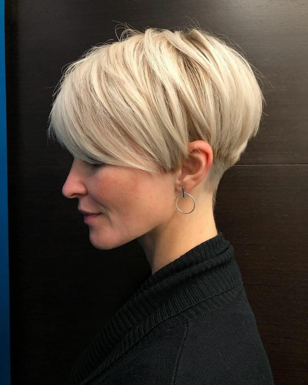 Прическа пикси фото на средние волосы PixieCut ✂ Short Hair ✂ Cut on Instagram: "Who has this one saved in their phone