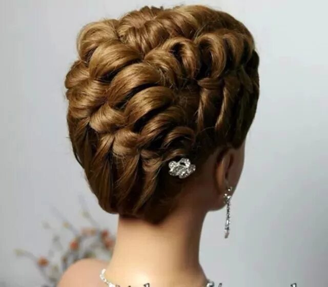 Прическа плетение на средние волосы фото Ekleyen. Hair styles, Hair, Elegant hairstyles