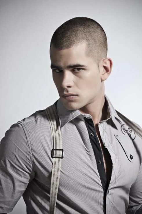 Прическа под 0.5 мужская Malde Model In Buzz Cut Picture Buzz cut hairstyles, Mens high fade, High and ti