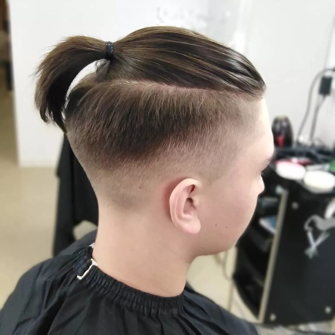 Прическа под пацана для девочки Андеркат (Undercut) мужская стрижка - для коротких и длинных волос, с пробором и