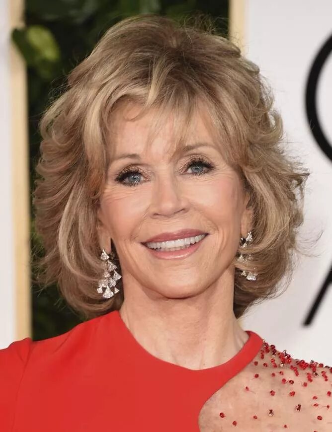 Прическа после 60 фото Pin by Cristian Rojo on Jane Fonda Jane fonda hairstyles, Short hair styles, Sho