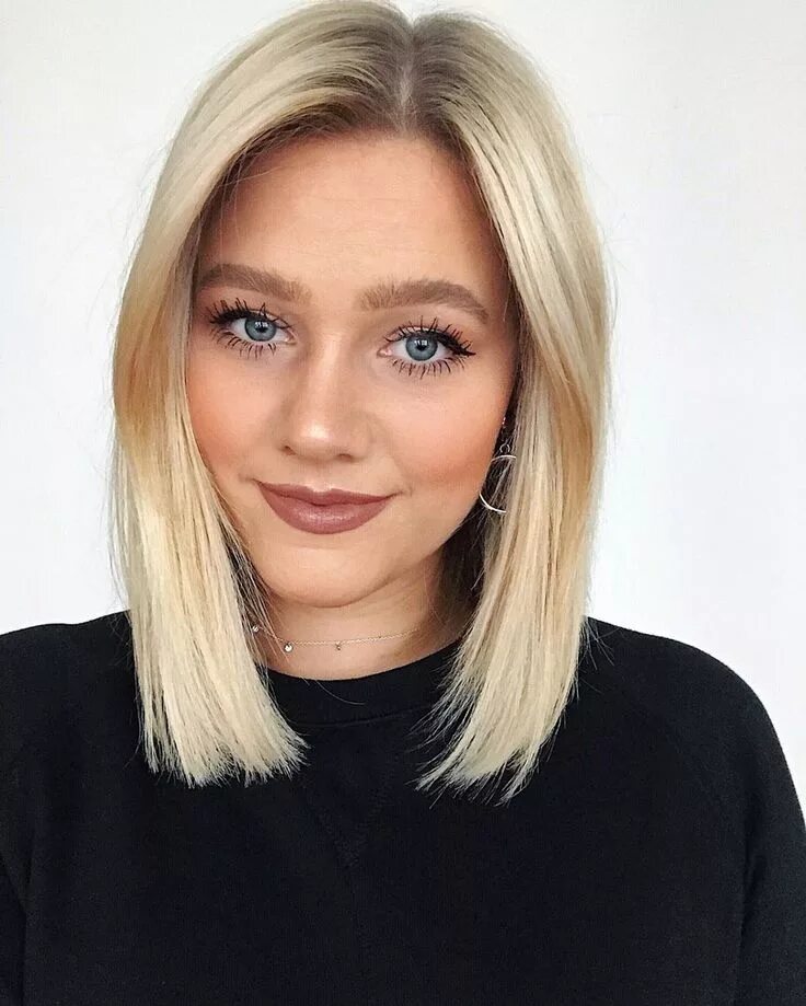 Прическа повседневная на средние волосы без челки bresheppard LIKEtoKNOW.it Short straight hair, Modern haircuts, Shoulder length 