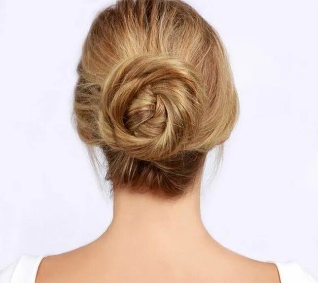 Прическа пучок 7 Easy Updos to Rock This Winter Hair bun tutorial, Easy bun hairstyles, Easy ha