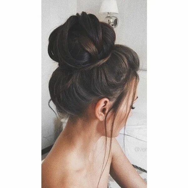 Прическа пучок на длинные фото Luxy Hair ❤ liked on Polyvore featuring beauty products, haircare and hair styli