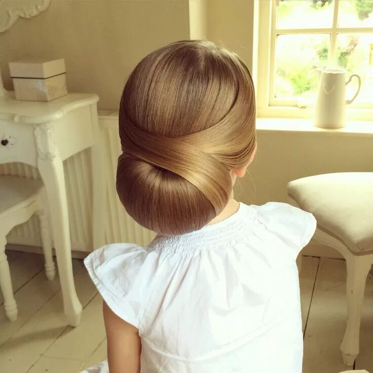 Прическа пучок на длинные волосы девочке #Chignon #Design #Hair #SweetHearts - Low Chignon by SweetHearts Hair Design Low