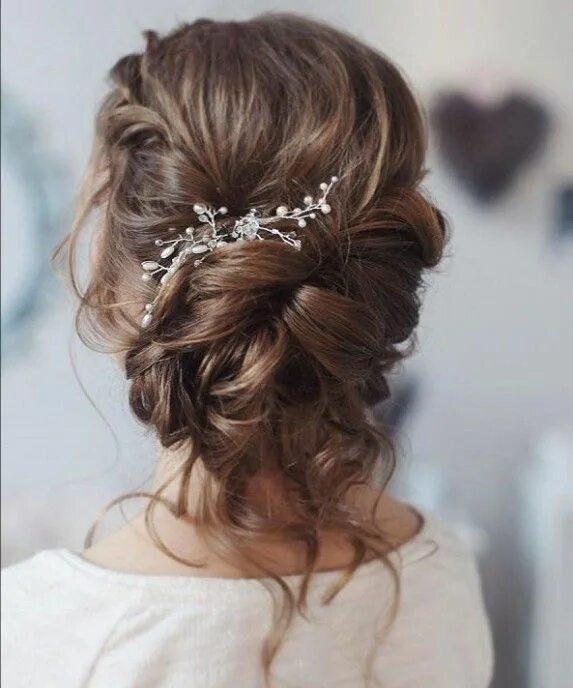 Прическа пучок на длинные волосы свадебные Pin by Liz on Clothes / hair / weddings Long hair styles, Headpiece hairstyles, 