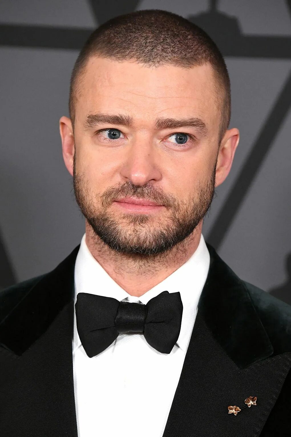 Прическа пятерки 4 ท ร ง ผ ม ส ด เ ท ข อ ง Justin Timberlake