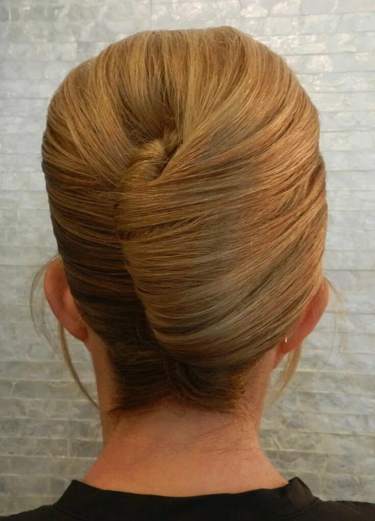 Прическа ракушка на длинные волосы фото Log into Facebook Facebook Roll hairstyle, French twist hair, Long hair styles