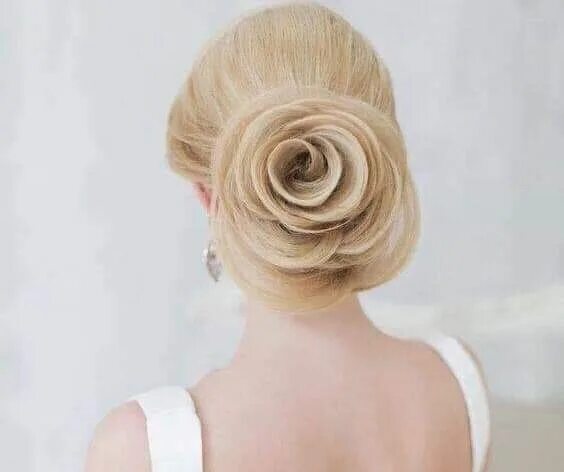 Прическа роза на длинные волосы Pin on DIY beauty Unique wedding hairstyles, Prom hairstyles for long hair, Rosé