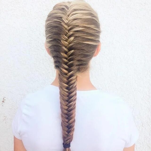 Прическа рыбий хвост 94 Inspirational French Fishtail Braid Hairstyles Fishtail braid hairstyles, Med