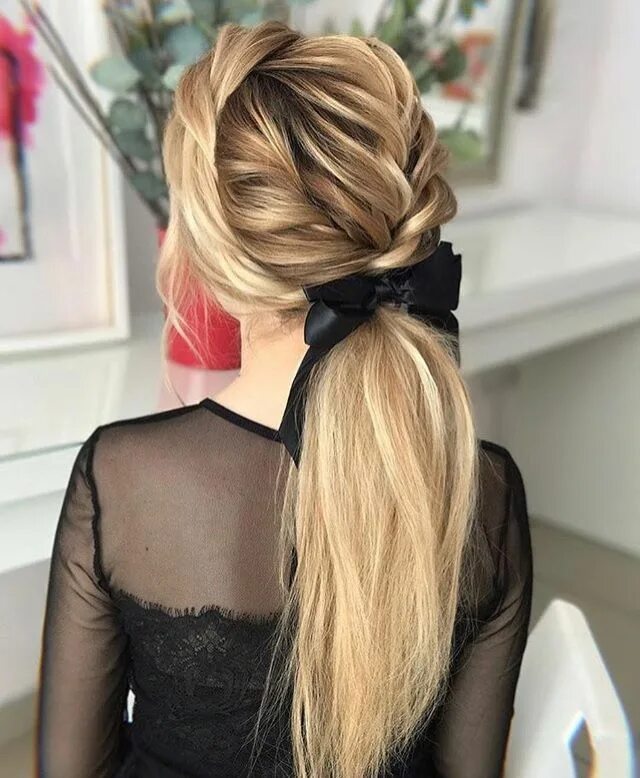 Прическа с бантом на длинные волосы Pin by Анастасія on Hairstyles (Причёски) Hair pictures, Peinados hair styles, S