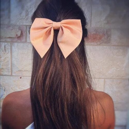 Прическа с бантом на длинные волосы Giant Bow Big hair, Hair ribbons, Peach hair bow