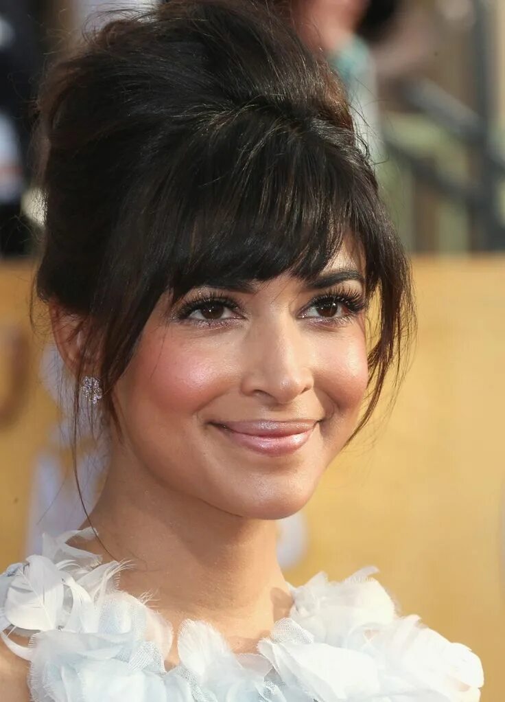 Прическа с челкой шторкой hannah simone hair, bangs . Beauty Hairstyles with bangs, Wedding hair bangs, Br