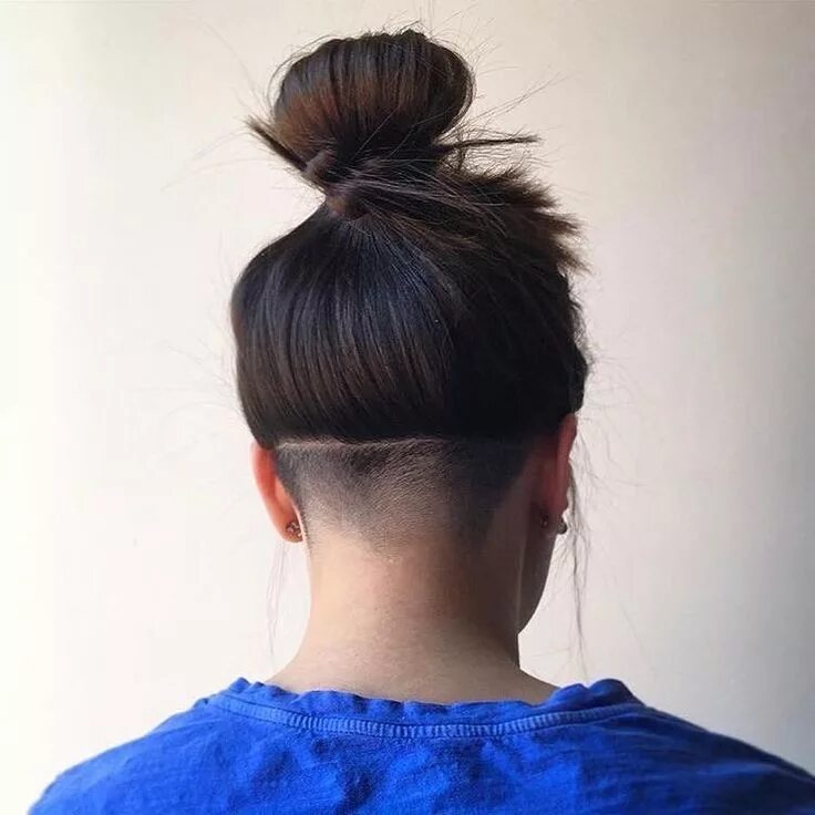 Прическа с длинными волосами на затылке Pin on Undercut Women Hairstyles