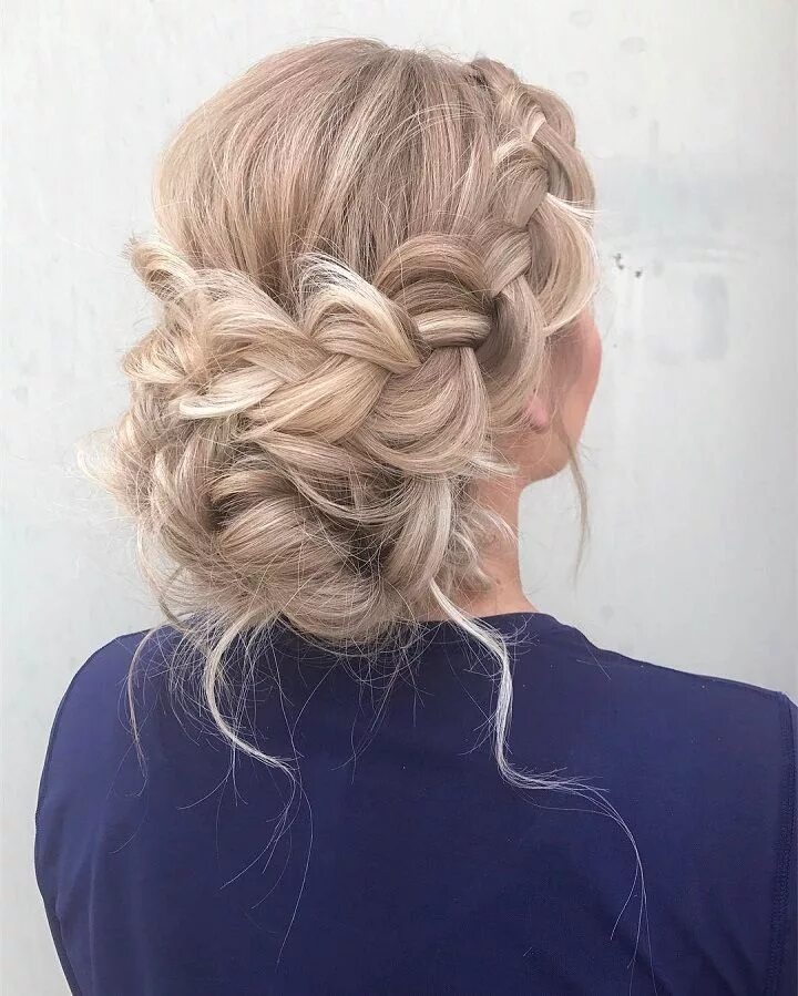 Прическа с элементами плетения на средние волосы Beautiful boho braid updo wedding hairstyle for romantic bohemian brides Long ha