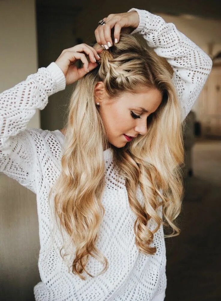 Прическа с косичками и распущенными волосами Pin by The Miller Affect - A Fashion on Hair Ideas The Miller Affect Side braid 