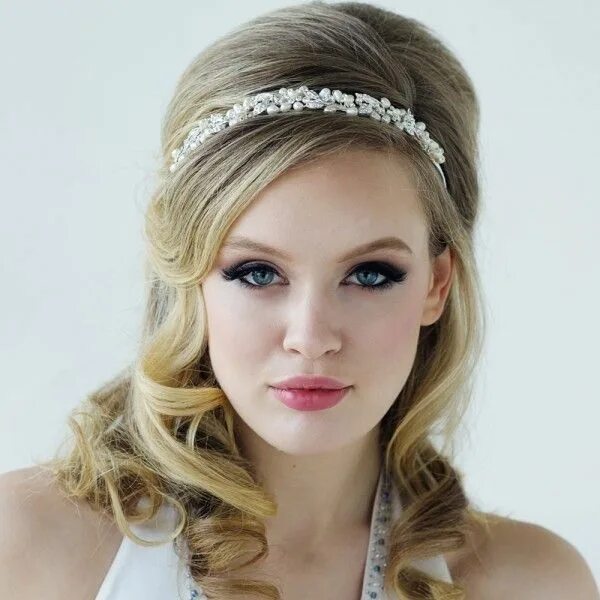 Прическа с ободком на длинные SassB Pearlie Chic Diamante and Pearl Wedding Headband Crystal wedding tiaras, B