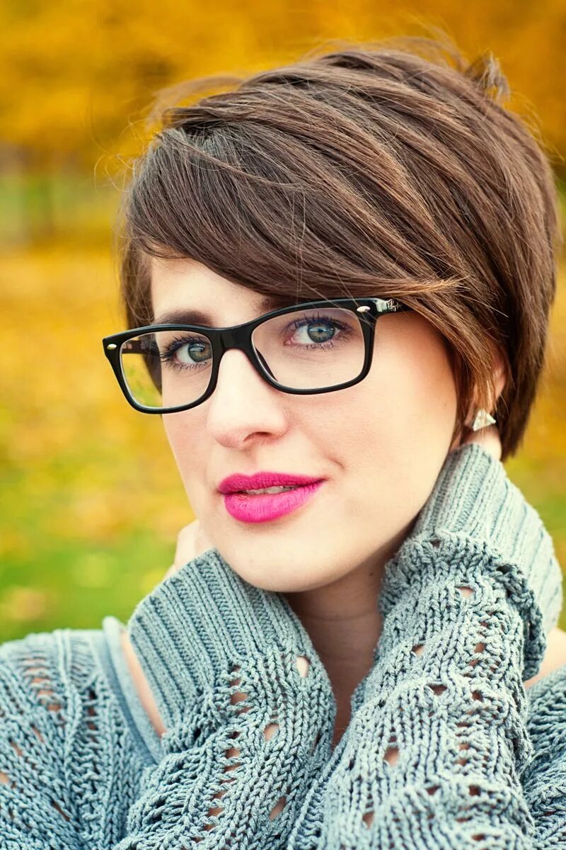 Прическа с очками женская outfit: keeping it real Short hair styles pixie, Hairstyles with glasses, Thick 