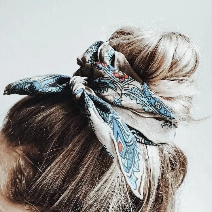 Прическа с платком на средние волосы The Prettiest Hair Scarf Styles For This Summer - DIY Darlin' Bow hairstyle, Hea