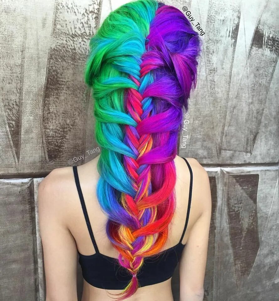 Прическа с цветными волосами для девочки Rainbow braid Colores de pelo, Pelo teñido de colores, Estilo de pelo largo