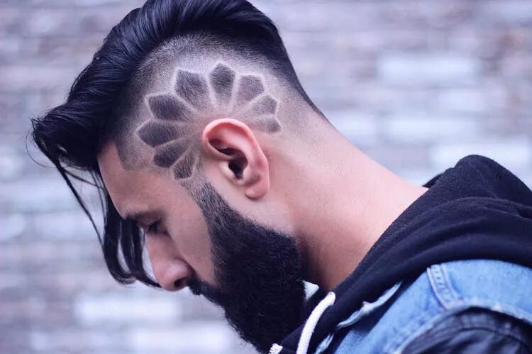 Прическа с волосами на глазах Men's Hairstyles + Haircuts: 55 Awesome Styles For 2020 Undercut hairstyles, Coo