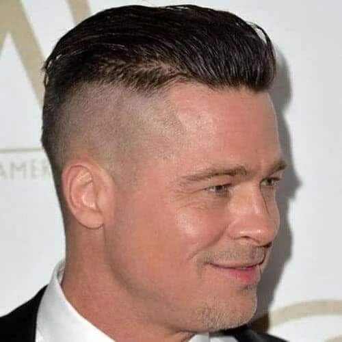 Прическа сбоку How to Get Brad Pitt's Hairstyle - Every Major Haircut Included! Barba e cabelo 