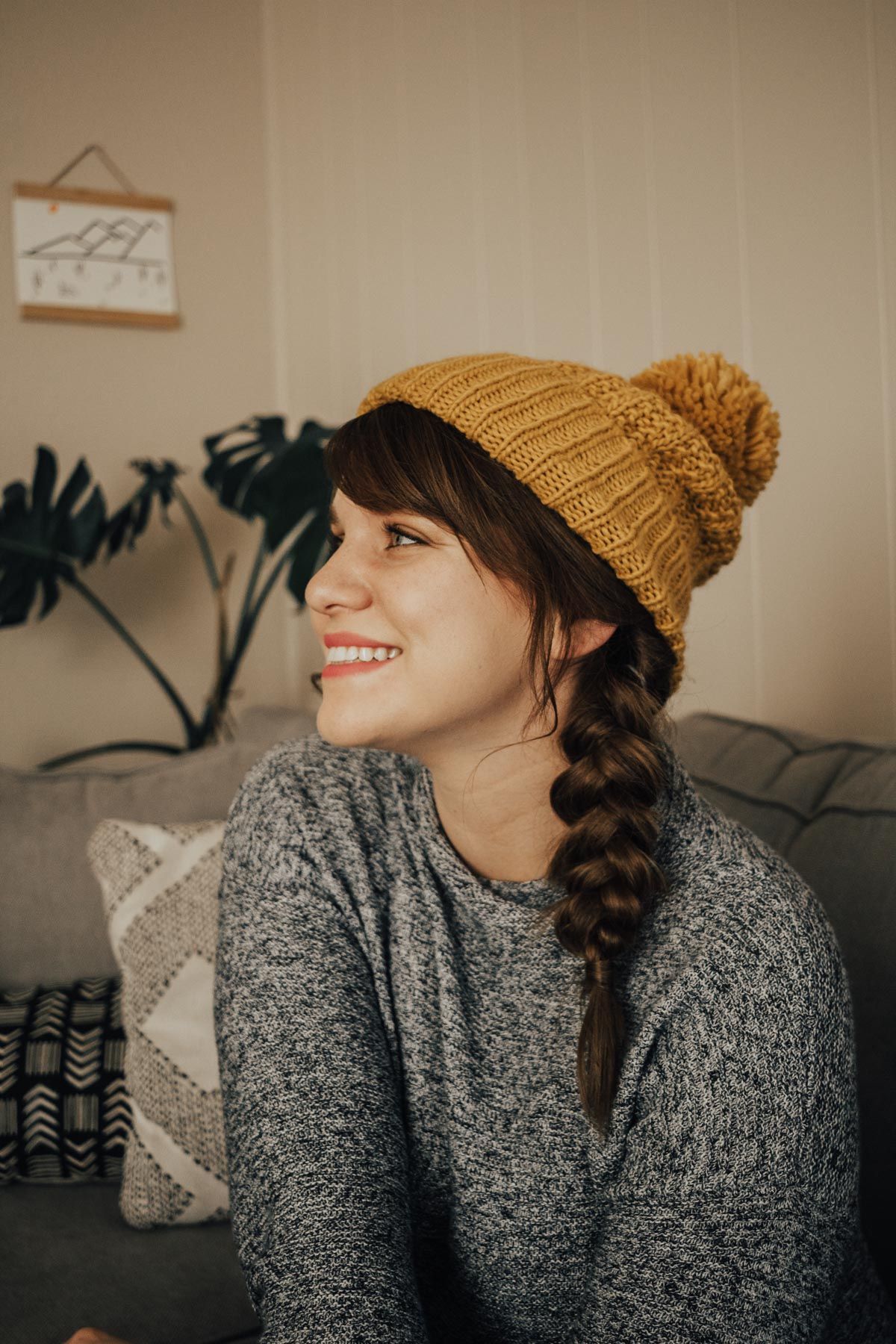 Прическа шапка длинная 3 Hairstyles to Wear with a Winter Hat HAIRSTYLES Winter hats, Winter hairstyles