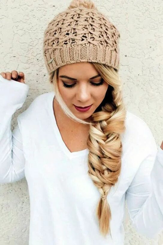 Прическа шапка длинная 10 Ways To Wear A Beanie And Have Your Hair Look Good - Society19 Braided summer