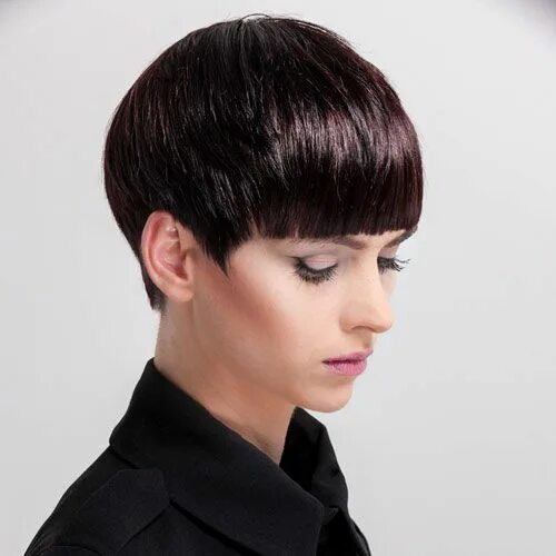 Прическа шапочка женская на средние Neuer Haarschnitt gefällig? Hier kommen Frisuren-Inspirationen! Haarschnitt, Haa