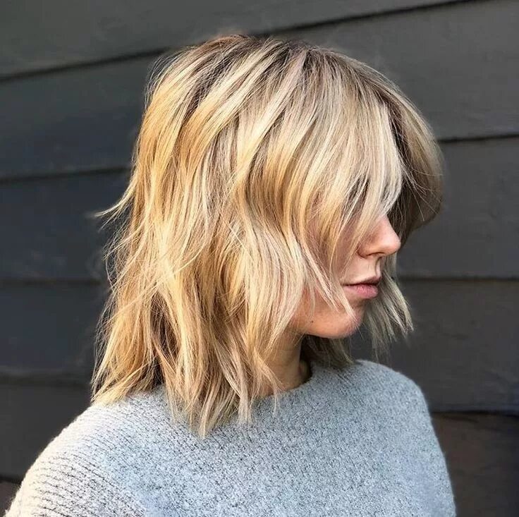 Прическа шегги фото на средние 30 Quirky and Classic Choppy Bob Hairstyles for 2024 Choppy bob haircuts, Choppy