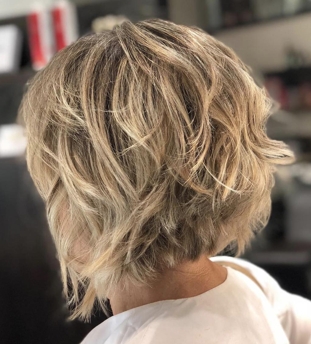 Прическа шегги на короткие волосы Short messy bob Messy bob hairstyles, Messy short hair, Short hair styles