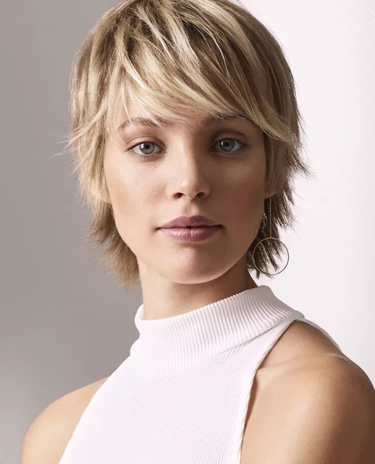 Прическа шегги на короткие волосы Épinglé sur Short hair Coupe de cheveux courte, Coupe de cheveux, Coupe cheveux 