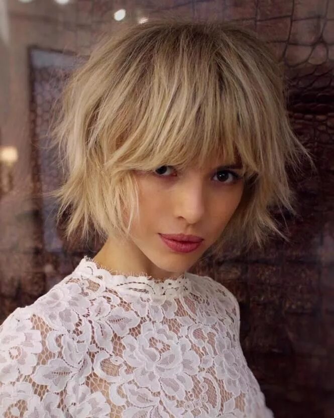 Прическа шегги на короткие волосы с челкой 70 Flattering Short Choppy Hairstyles for 2024 Short choppy haircuts, Short hair