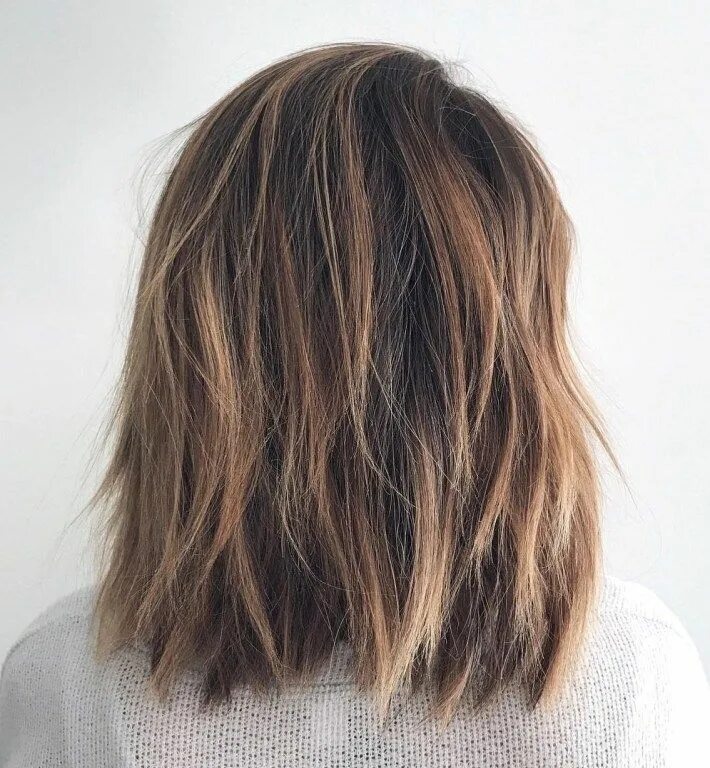 Прическа шегги на средние волосы без челки Straight Shaggy Textured Bob Medium length hair cuts with layers, Shoulder lengt