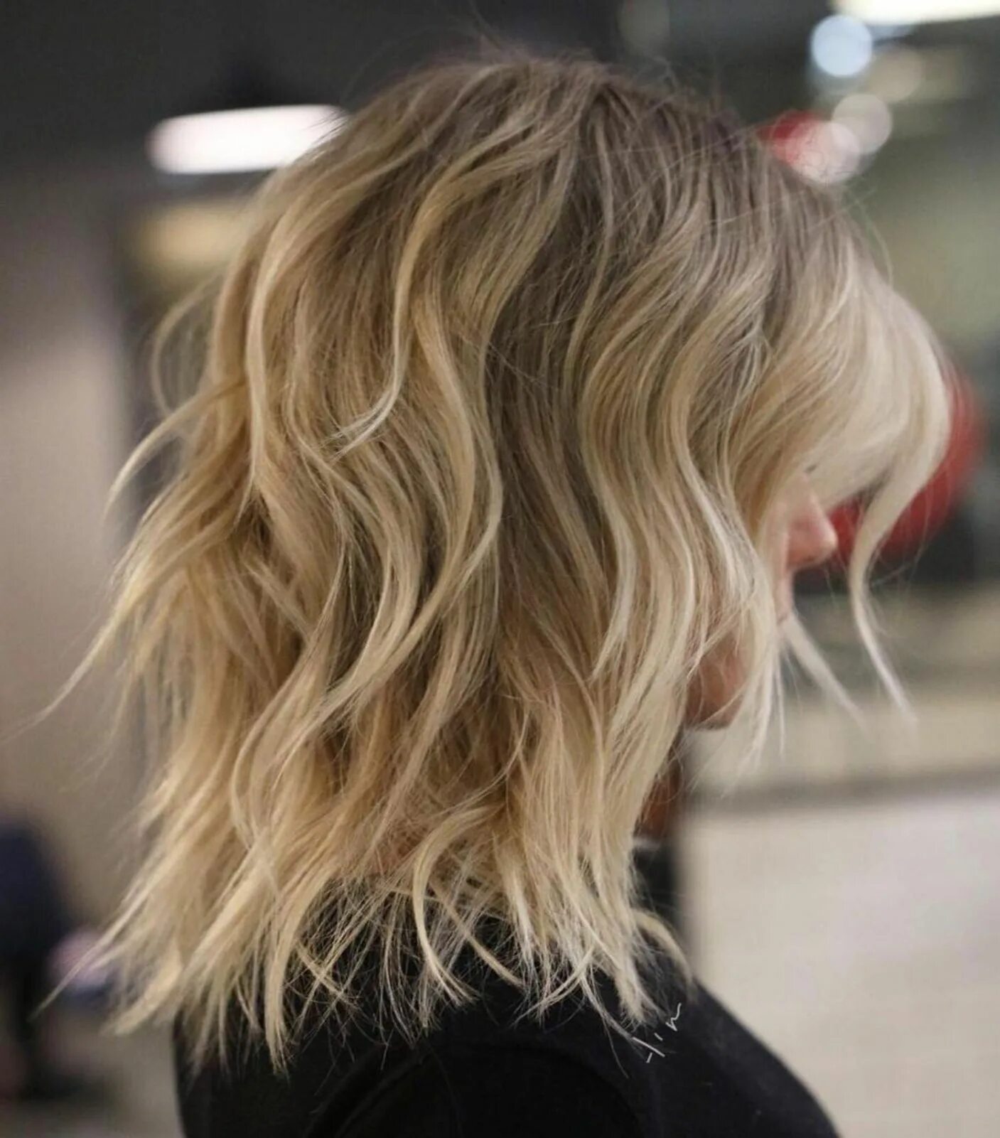 Прическа шегги волосы фото Longer Blonde Balayage Shag Medium shag haircuts, Medium length hair styles, Lon