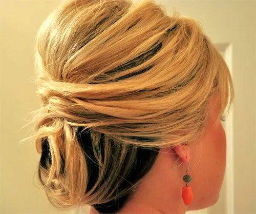 Прическа шпильками на средние волосы Short wedding updo hairstyles Short hair updo, Short wedding hair, Long hair sty