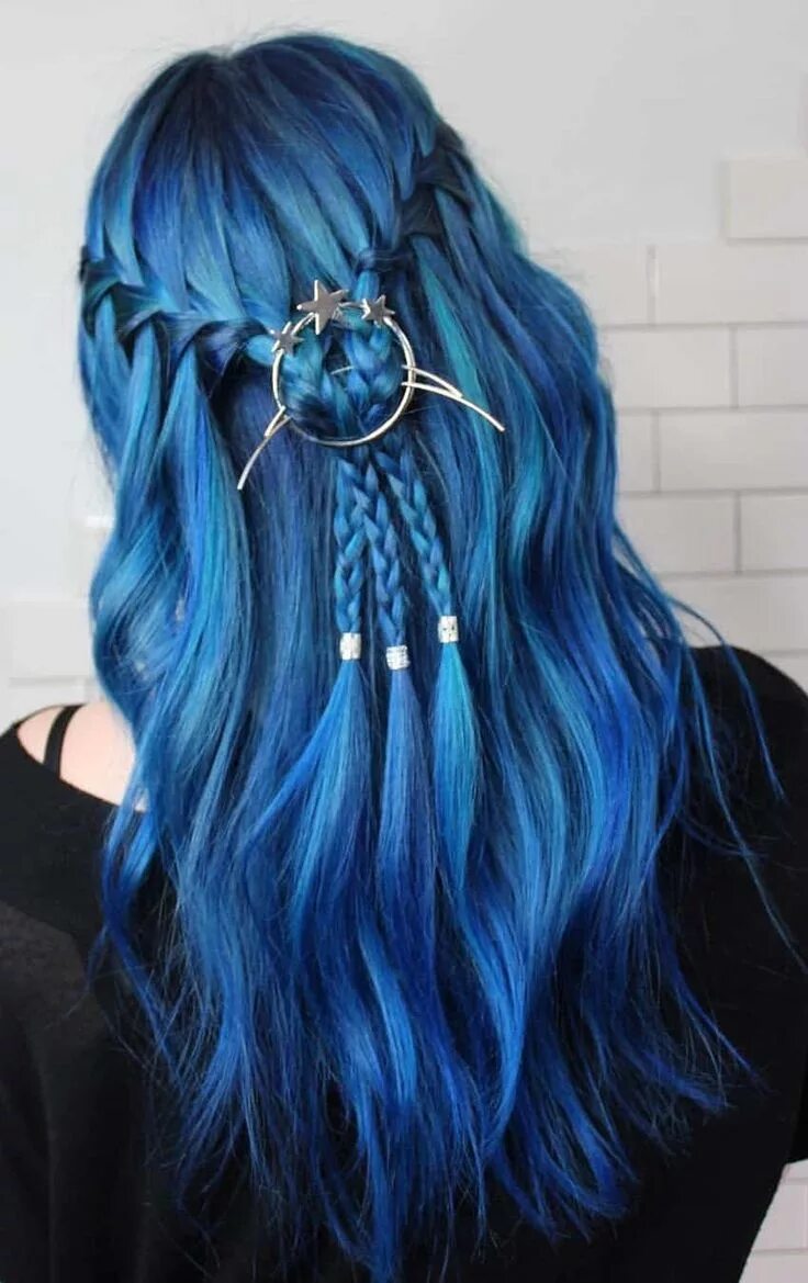 Прическа синие волосы 20 Blue Hair Color Ideas for Women Hairdo Hairstyle Hair color blue, Hair styles