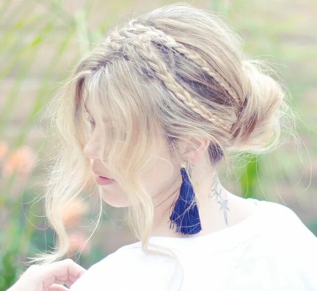 Прическа со светлыми волосами 22 Useful Hair Braid Ideas http://www.fashiondivadesign.com/22-useful-hair-braid