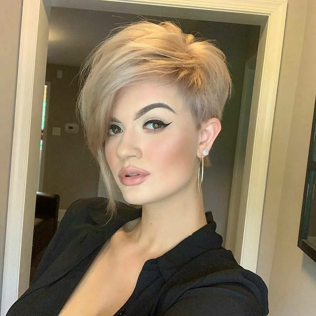 Прическа стрижка модная короткая фото 58 Pixie Cut Hairstyles That Will Inspire You to Go Short Cortes de cabello asim